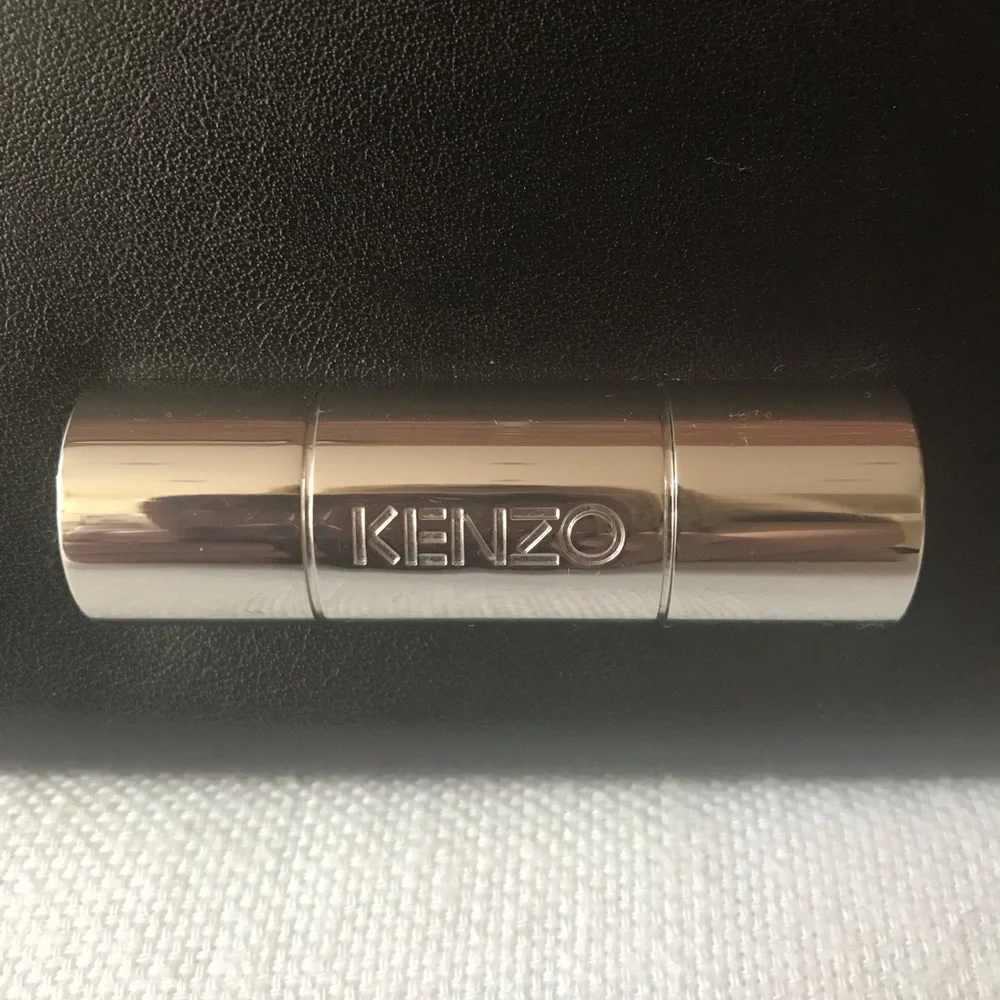 •Kenzo Black Leather Zip Clutch Travel Wallet Organizer